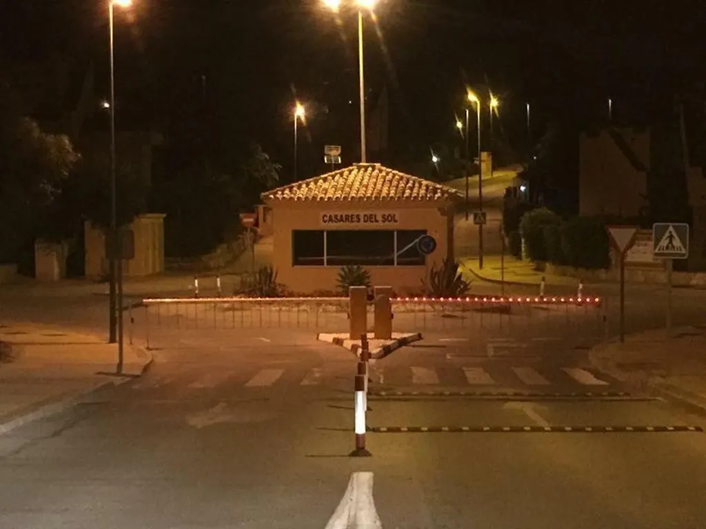 Calle Casares del Sol 0*,